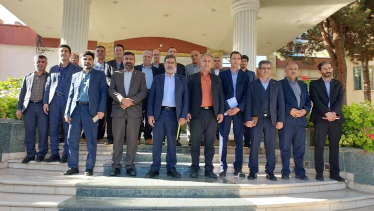 برگزاری جلسه شورای مدیـران سازمـان تأمین اجتماعی در هتل پارسیان شهرکـرد