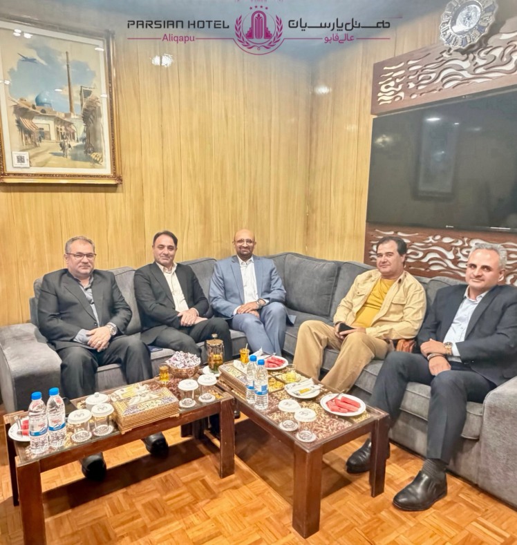 بازدید مدیرکل میراث فرهنگی گردشگری و صنایع دستی استان اصفهان از هتل پارسیان عالیقاپو